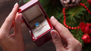 Great tips on Selecting Christmas Diamond Jewelry gifts