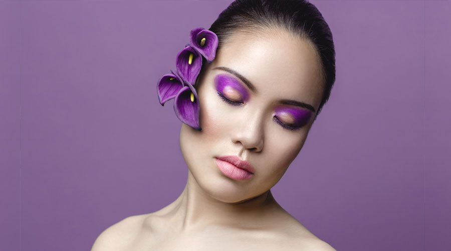 Fall in love with Purple color make-up trends